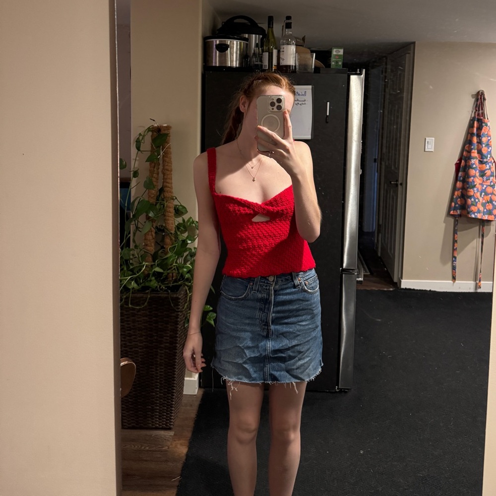 Levi’s ribcage denim skirt✨